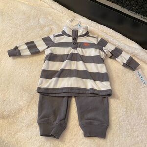 ✨NWT✨Carter’s Boy Fleece Matching Set, Size 6m
